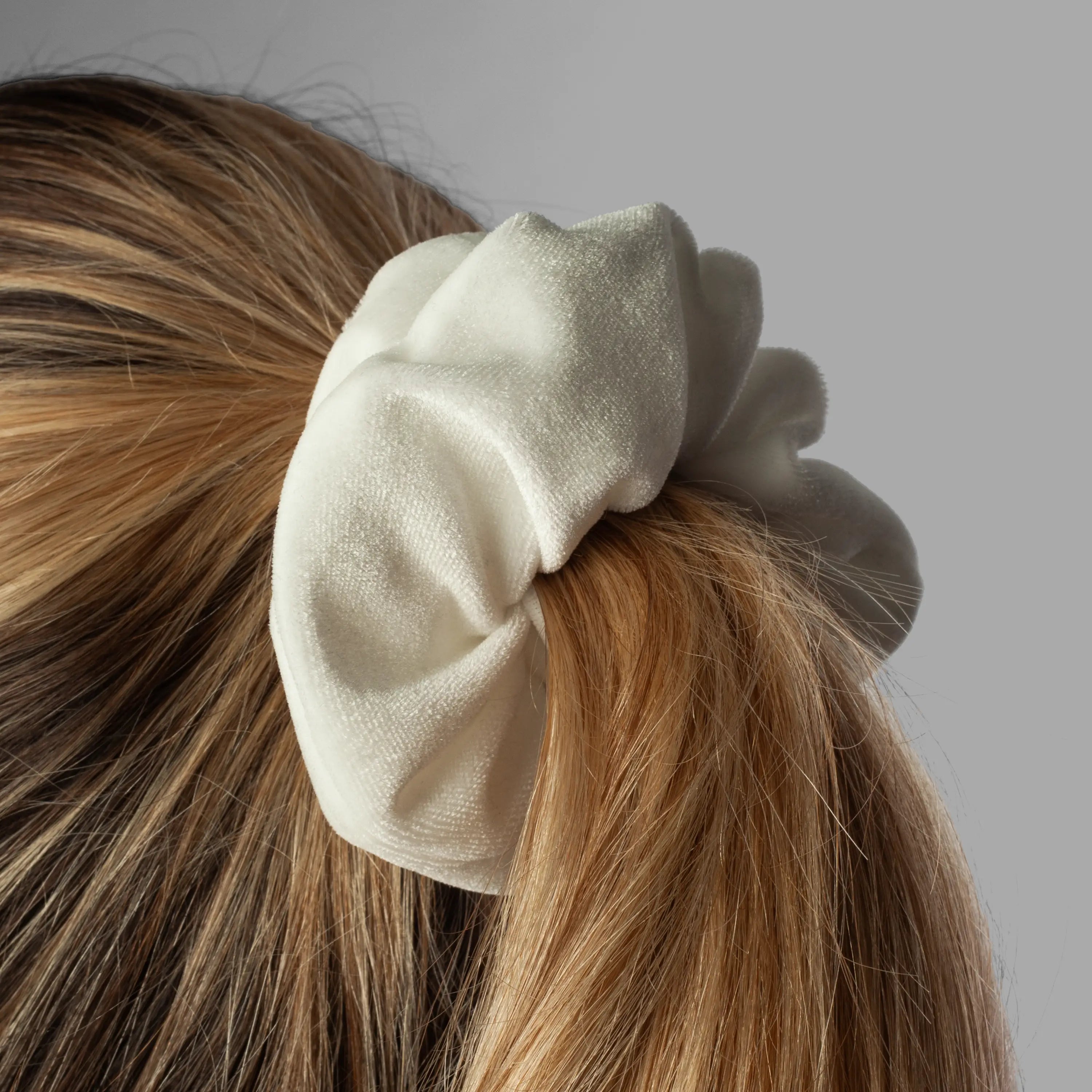 Scrunchie White
