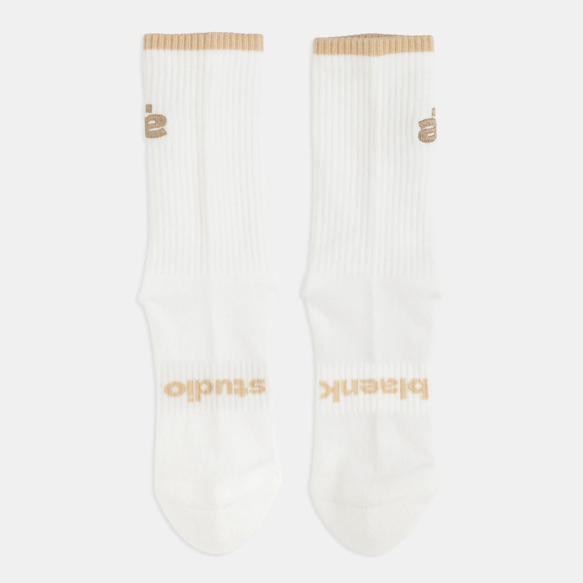 blaenk white socks – organic cotton blend, embroidered logo, one size 38–42